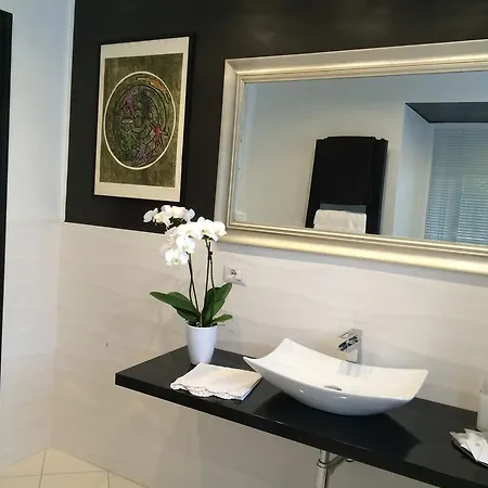 Luxury In Vatican Area شقة *