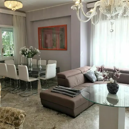 Luxury In Vatican Area شقة